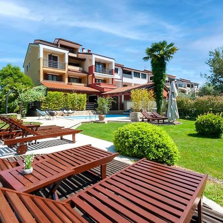 Apartments Villa Rossella 1 Ровинь Экстерьер фото