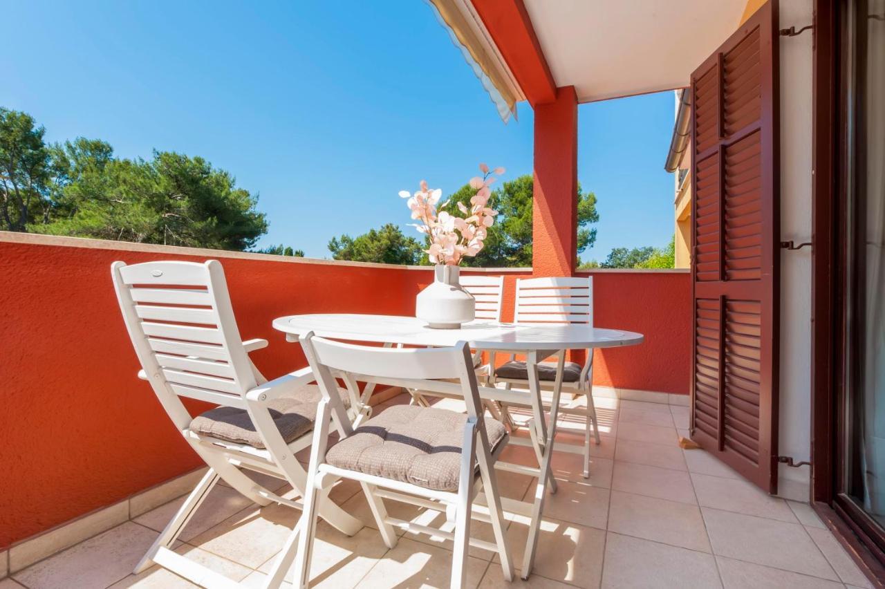 Apartments Villa Rossella 1 Ровинь Экстерьер фото