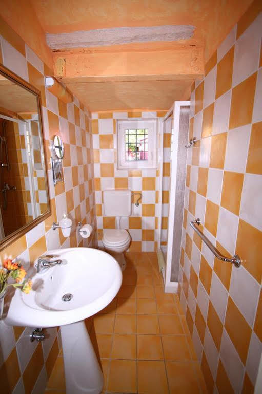 Apartments Villa Rossella 1 Ровинь Экстерьер фото